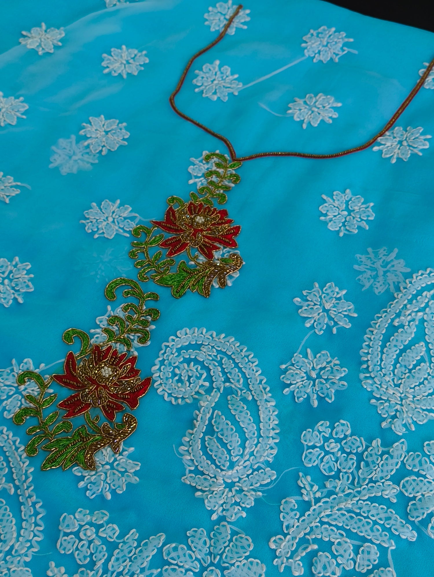 MADE -TO-MEASURE PAISLEY  SETS