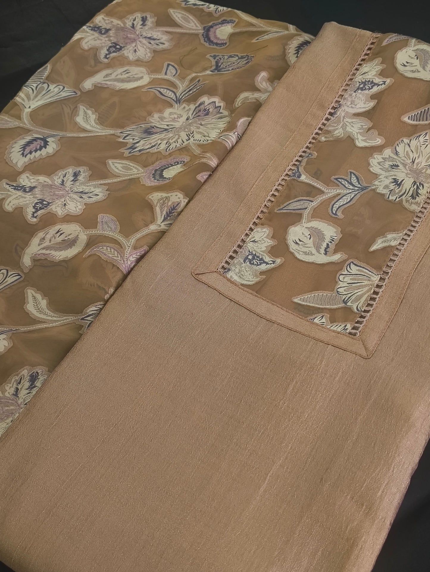 Vijithra silk material