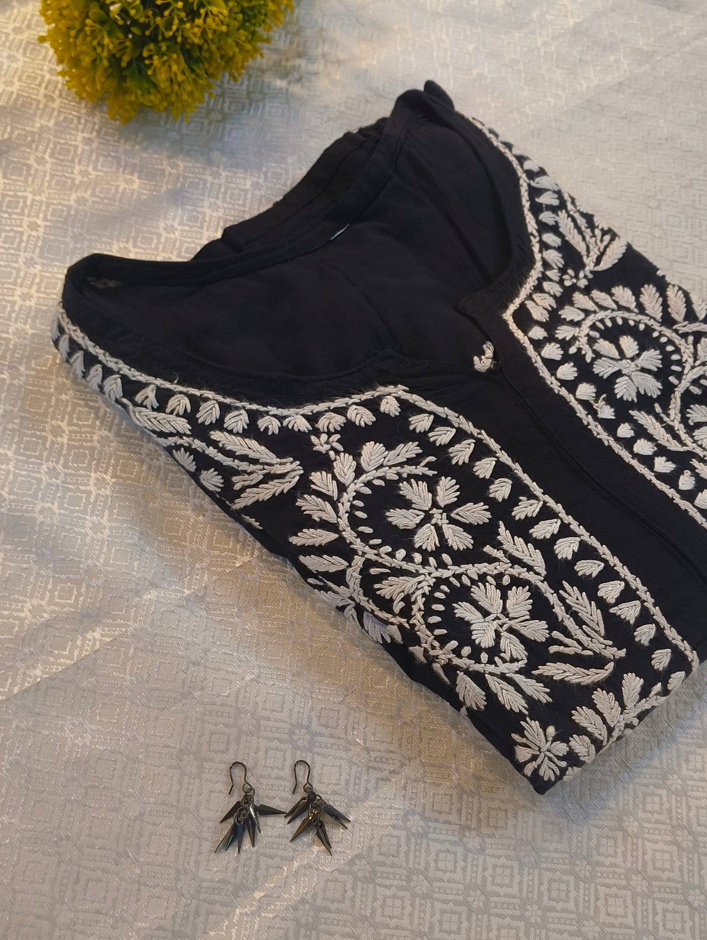 Soft cotton chikankari kurti