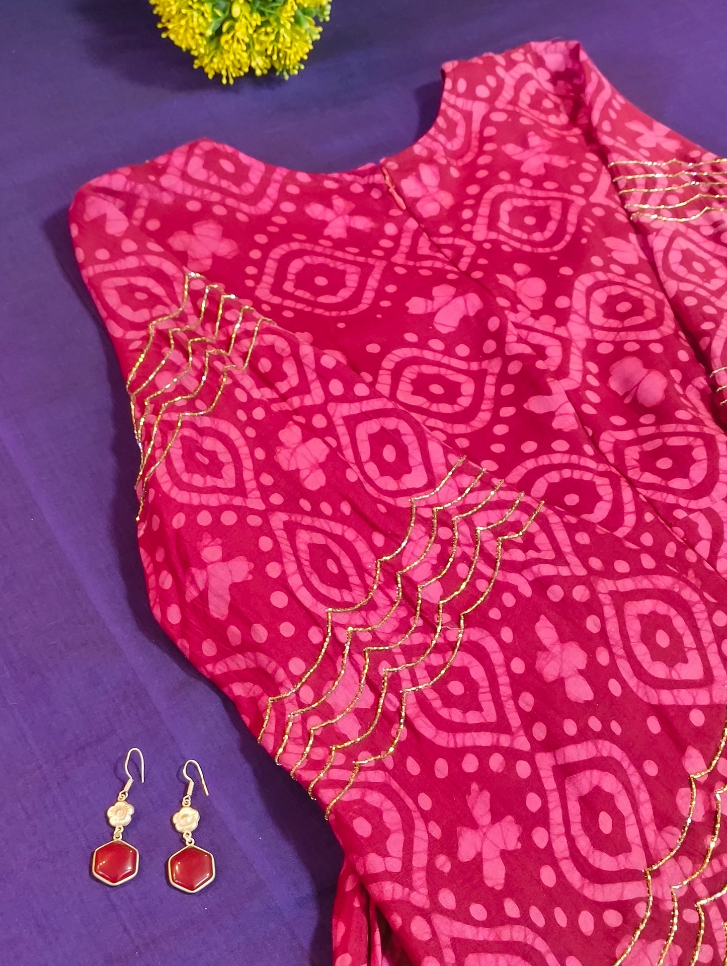 Cotton cord set with hand embroidery