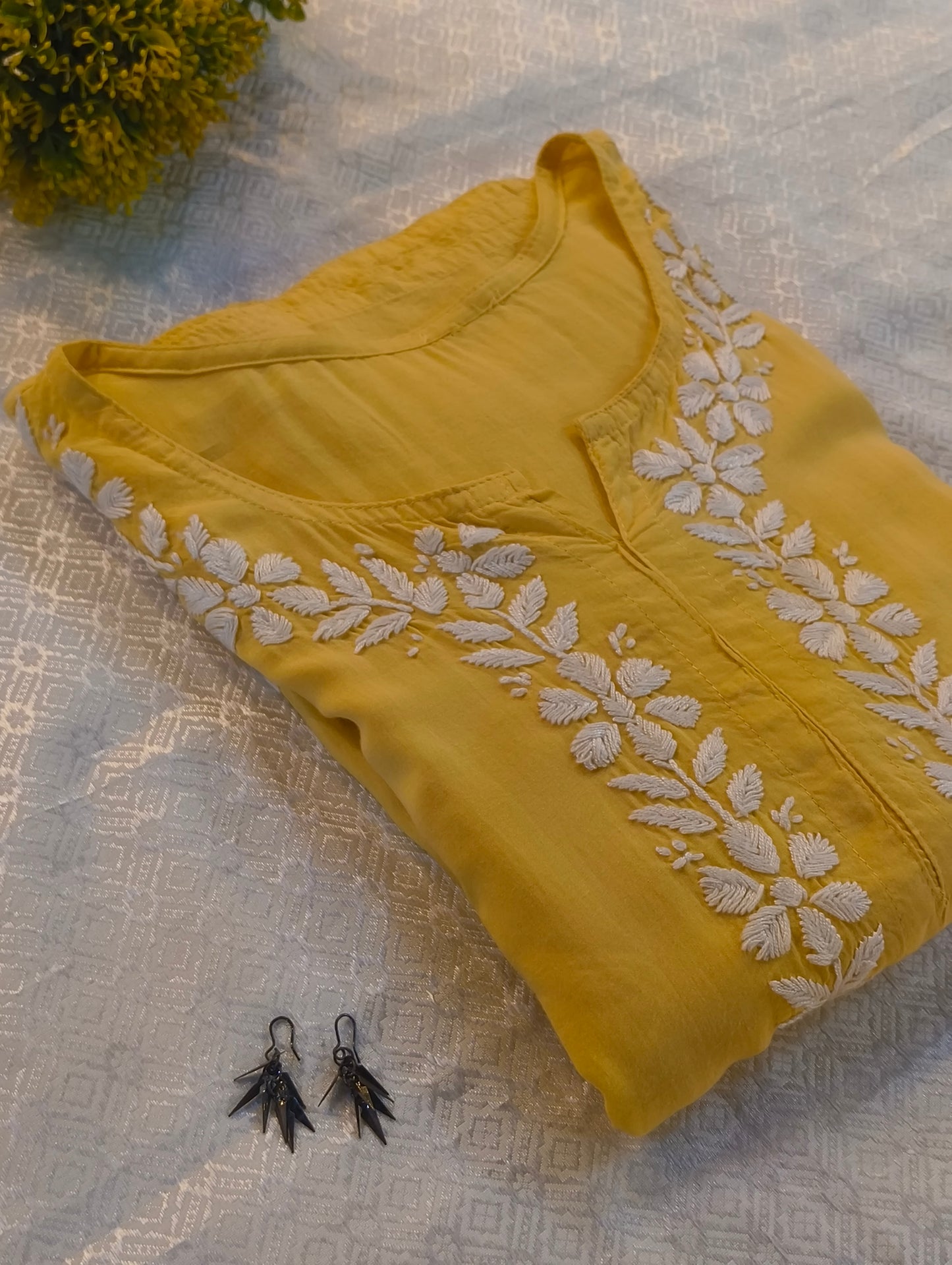 COTTON CHIKANKARI KURTI
